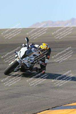 media/Nov-12-2023-SoCal Trackdays (Sun) [[5d1fba4e7d]]/Bowl (930am)/